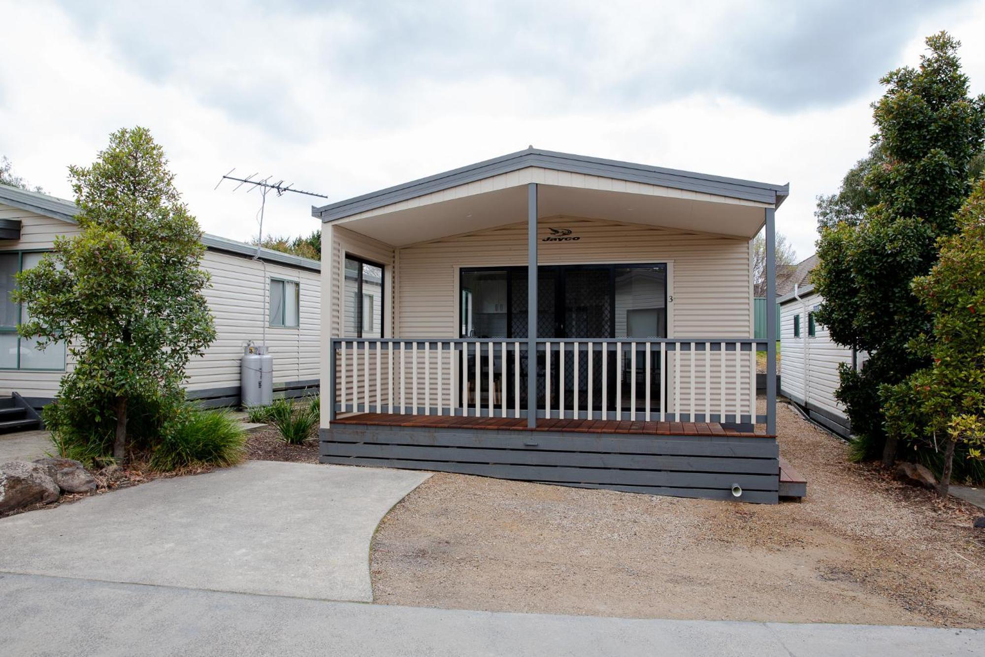 Airport Tourist Village Melbourne Exterior photo